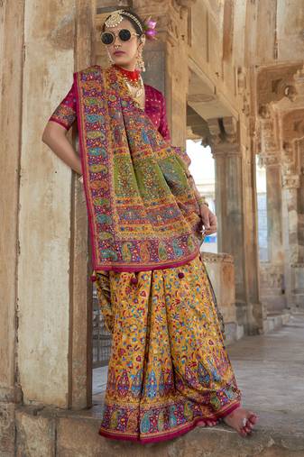 Yellow silk blend printed saree with unstitched blouse