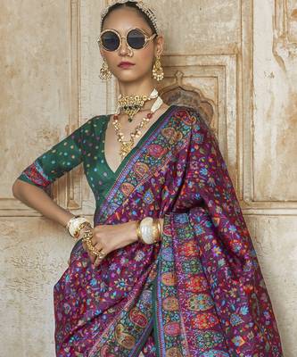 Purple silk blend printed saree with unstitched blouse 4