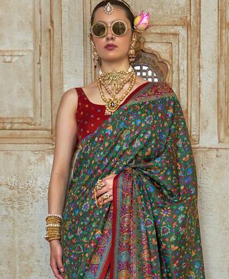Dark green silk blend printed saree with unstitched blouse 4