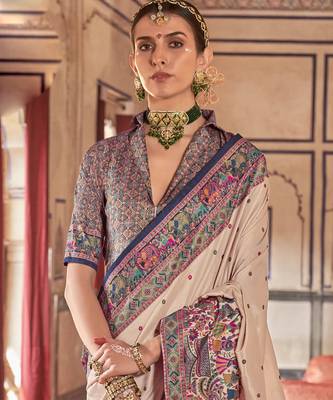 Beige silk blend printed saree with unstitched blouse 4