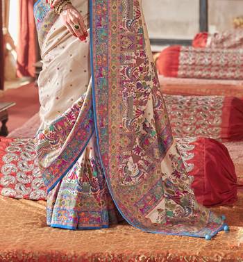 Beige silk blend printed saree with unstitched blouse 3