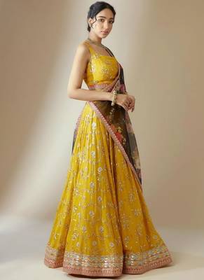 Yellow Georgette Floral sequin Work Lehenga Choli With Dupatta 2