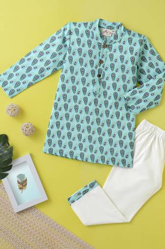 Boys blue peacock feather printed cotton kurta pyjama set