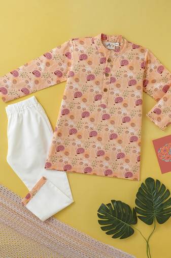 Boys peach snail garden printed cotton kurta pyjama set