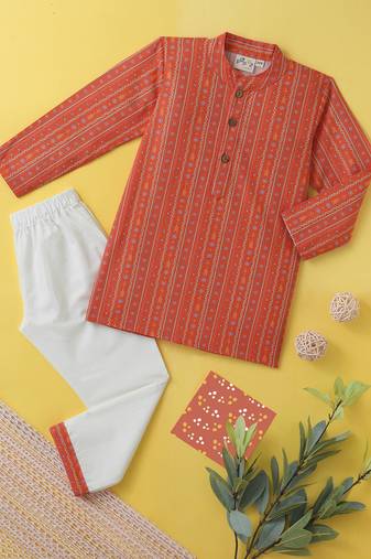 Boys orange tribal string printed cotton kurta pyjama set
