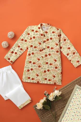 Boys beige snail garden printed cotton kurta pyjama set