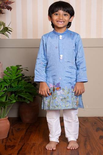 Blue embroidered chanderi kurta pyjama