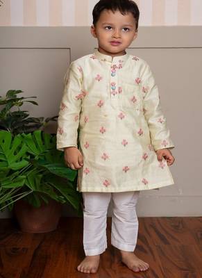 Yellow embroidered chanderi kurta pyjama 2