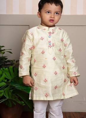 Yellow embroidered chanderi kurta pyjama 3