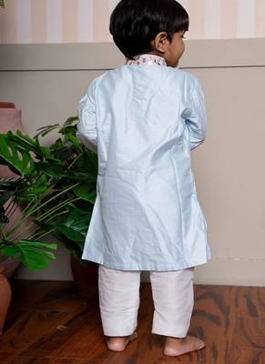 Blue embroidered chanderi kurta pyjama 3