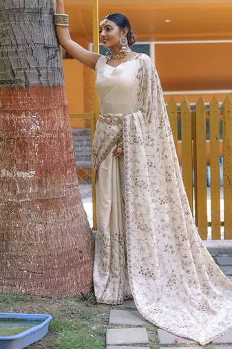 Cream Color Soft Silk Blend Floral Thread Work Saree