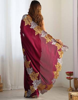 Designer chiffon silk heavy jari work magenta color saree 4