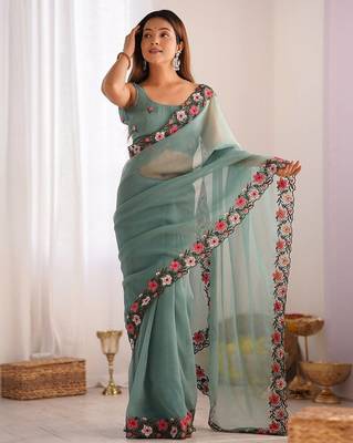designer heavy embroidery border  tissue green saree 1