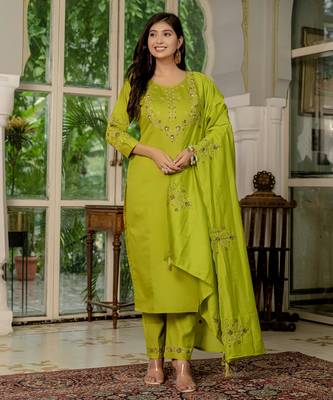 Parrot green Designer Straight Kurti Pant Dupatta Set With Embroidery And Hand Work 5