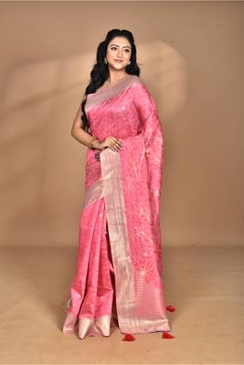 pink zari silk blend saree with blouse piece 5