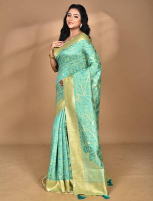 green zari silk blend saree with blouse piece 1