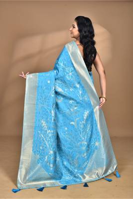 blue zari silk blend saree with blouse piece 4