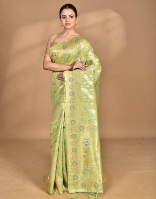 green banarasi silk blend chanderi saree with blouse piece 1