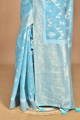 blue banarasi silk blend chanderi saree with blouse piece 2