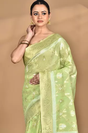 green banarasi silk blend chanderi saree with blouse piece