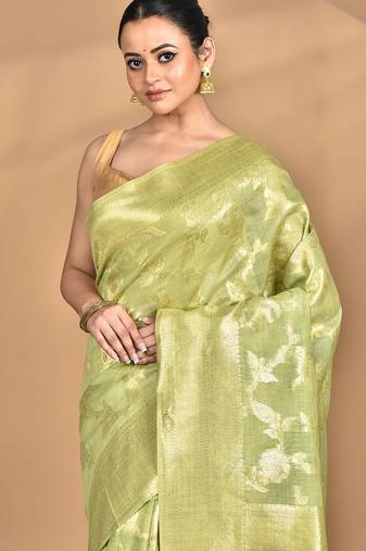 green banarasi silk blend chanderi saree with blouse piece