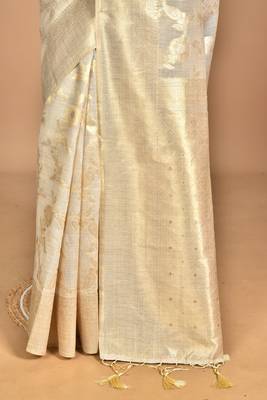cream banarasi silk blend chanderi saree with blouse piece 3