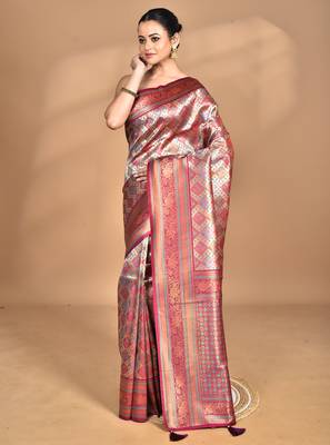 purple kanjiviram silk blend saree with blouse piece 3