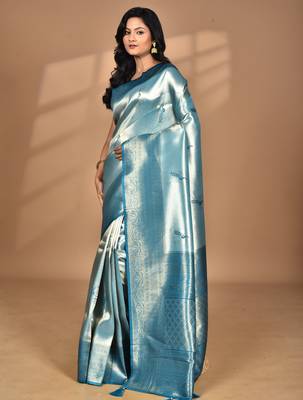 green banarasi silk blend saree with blouse piece 5