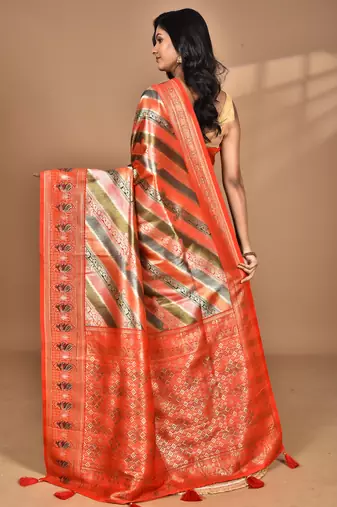 pink ethnic motifs silk blend saree with blouse piece