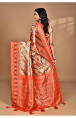 orange motifs silk blend dharmavaram saree with blouse piece 2