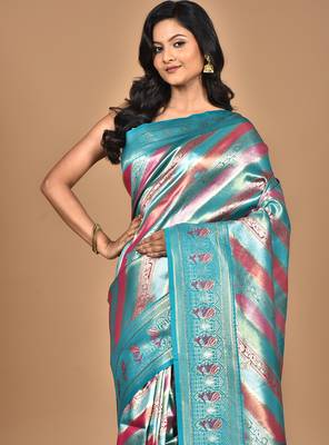 maroon ethnic motifs silk blend saree with blouse piece 2