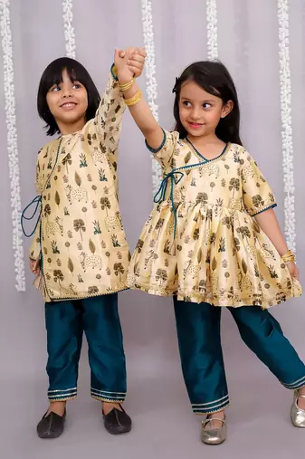 Yellow printed cotton silk kurta pyjama