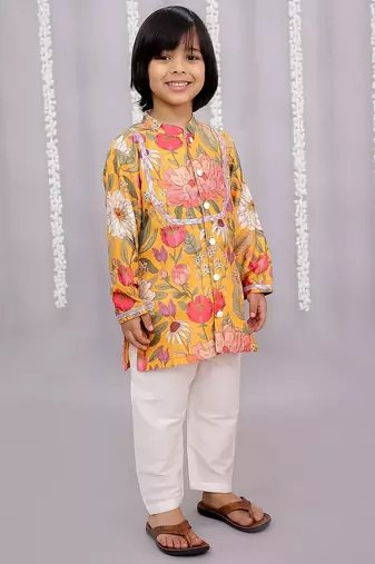 Yellow printed cotton silk kurta pyjama