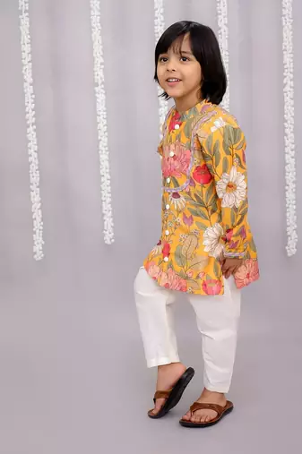 Yellow printed cotton silk kurta pyjama