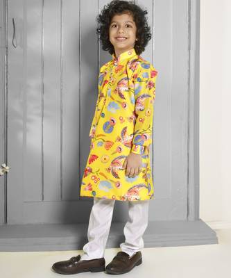 Yellow floral printed muslin kurta pajama sets 3