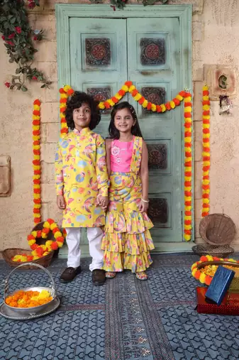 Yellow floral printed muslin kurta pajama sets