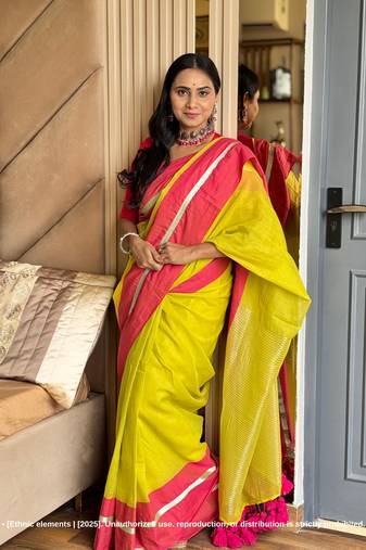 Yellow Lime Mul Cotton Saree with Contrast Border