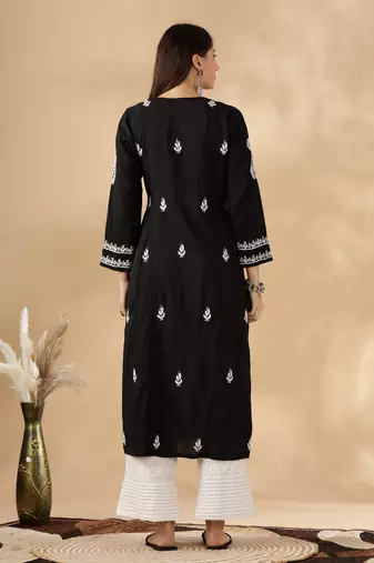 Chickenkari embroidered thread work chanderi cotton straight kurta