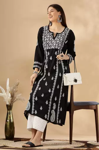 Chickenkari embroidered thread work chanderi cotton straight kurta