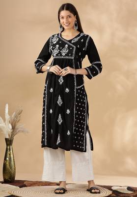 Chikankari embroidered thread work chanderi cotton straight kurta 1