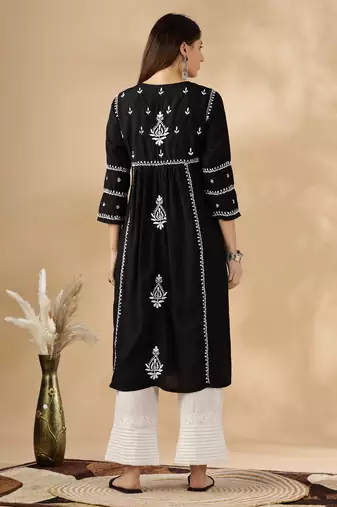Chickenkari embroidered thread work chanderi cotton straight kurta