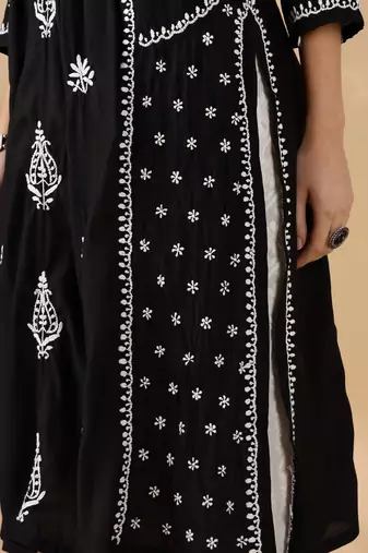 Chickenkari embroidered thread work chanderi cotton straight kurta