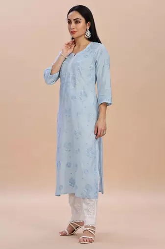 Women floral embroidered pure cotton straight chikankari kurta