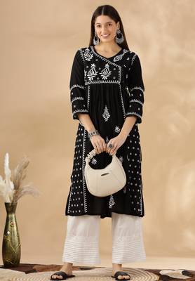 Chikankari embroidered thread work chanderi cotton straight kurta 5