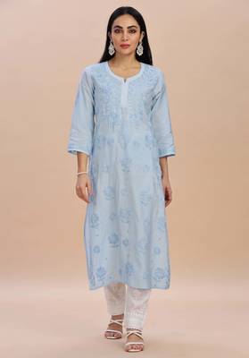 Women floral embroidered pure cotton straight chikankari kurta 3