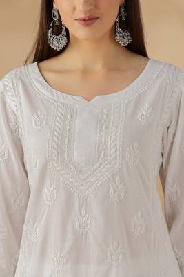 Women   s White Cotton Chikankari Embroidered Kurta Daily & Festive Wear for Women 3