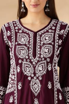 Chikankari embroidered thread work chanderi cotton straight kurta 3