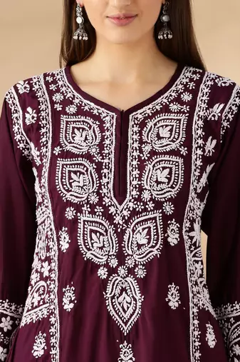 Chickenkari embroidered thread work chanderi cotton straight kurta