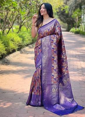 Navy Blue  Kanchipuram silk blend Saree  3