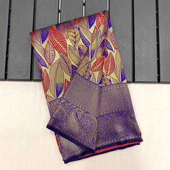 Navy Blue  Kanchipuram silk blend Saree  4